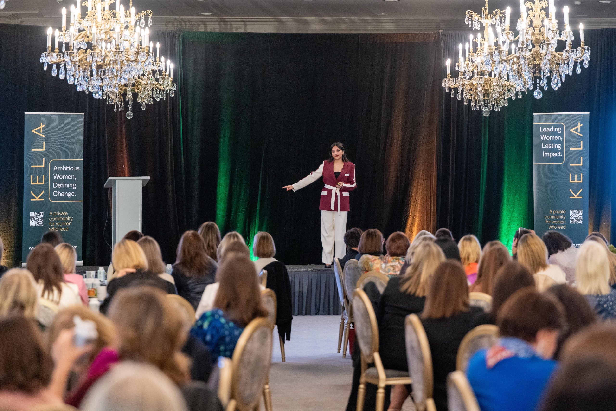 Sonya Barlow technology and AI keynote speaker