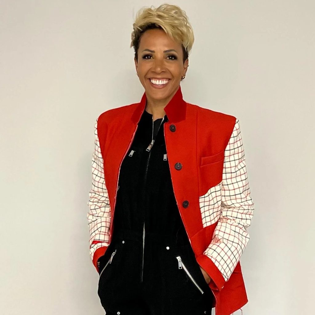 Business Speakers in London inspiring audience