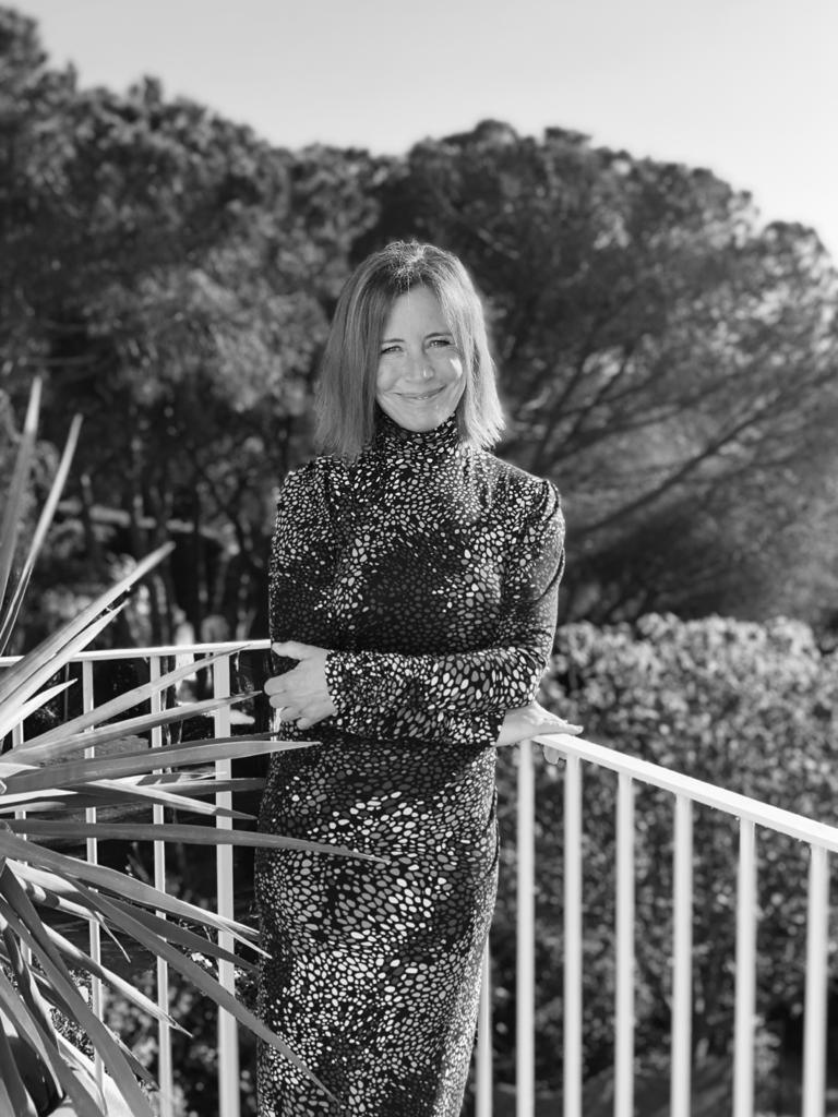 Carrie Frais TV presenter event host|Carrie Frais British Television Presenter