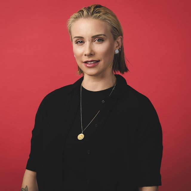 Jules Hardy video game host|Julia Hardy