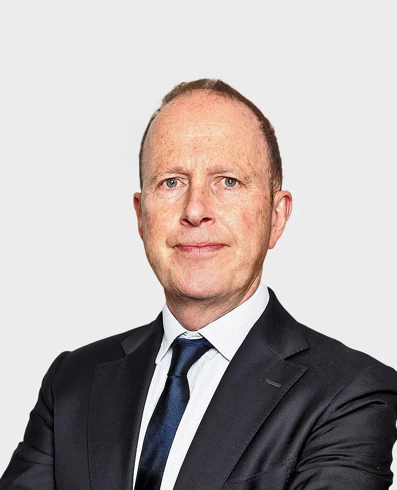 AI Keynote Speakers in London conference hall